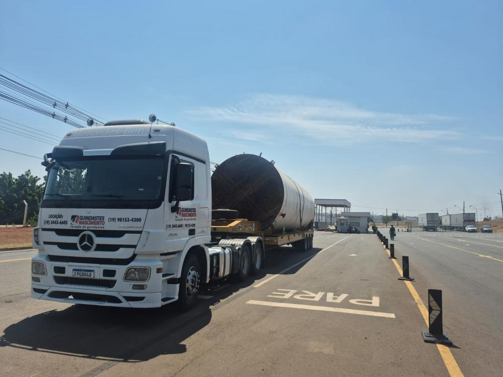 Guindastes Nascimento