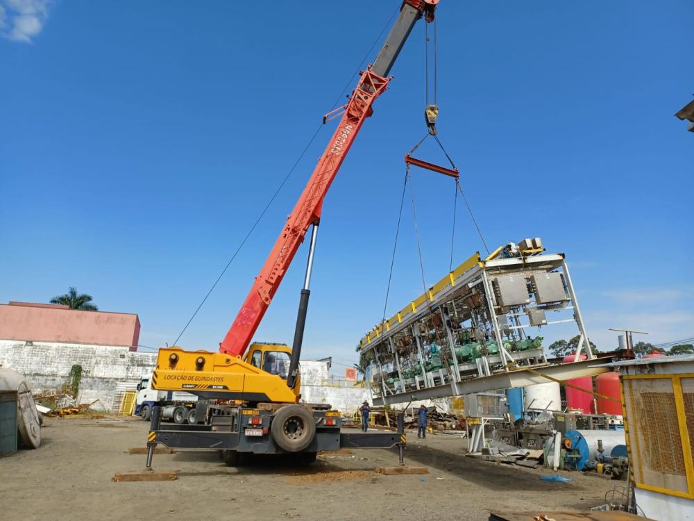 Guindastes Nascimento