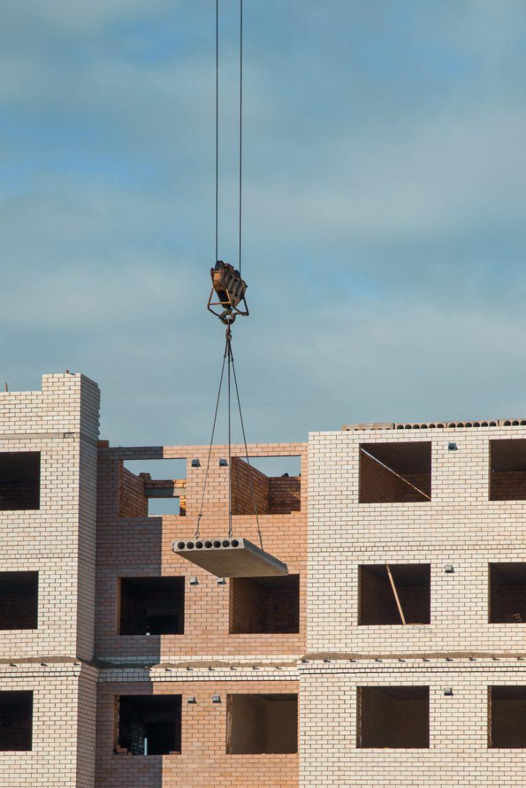 Içamento de laje pré-moldada garante eficiência às obras de Construção Civil